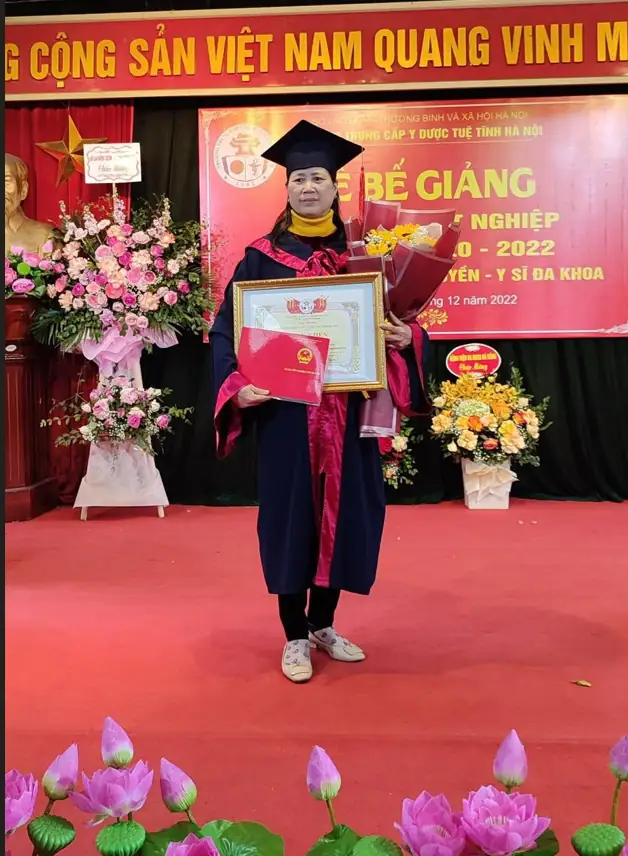 Bằng cấp và chứng nhận